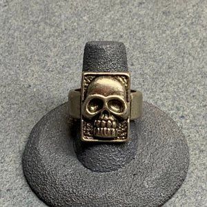 Silver Skull Ring Size 9 Punk Emo Goth Halloween
